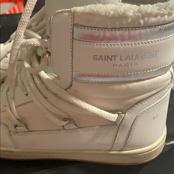 Sneakers - Picture 8 of 8